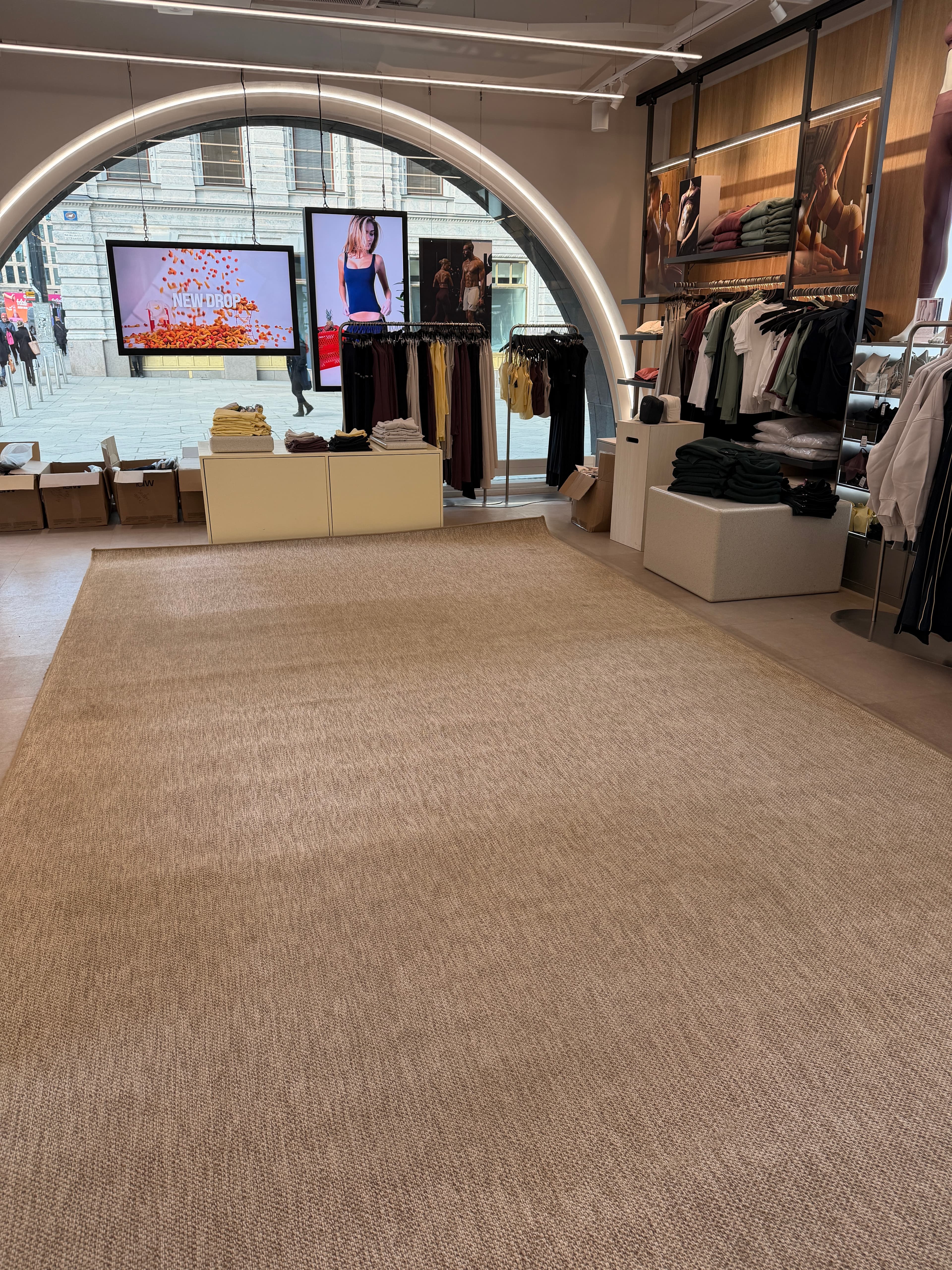 Modern commercial space — Mattonouto professionally cleans business carpets